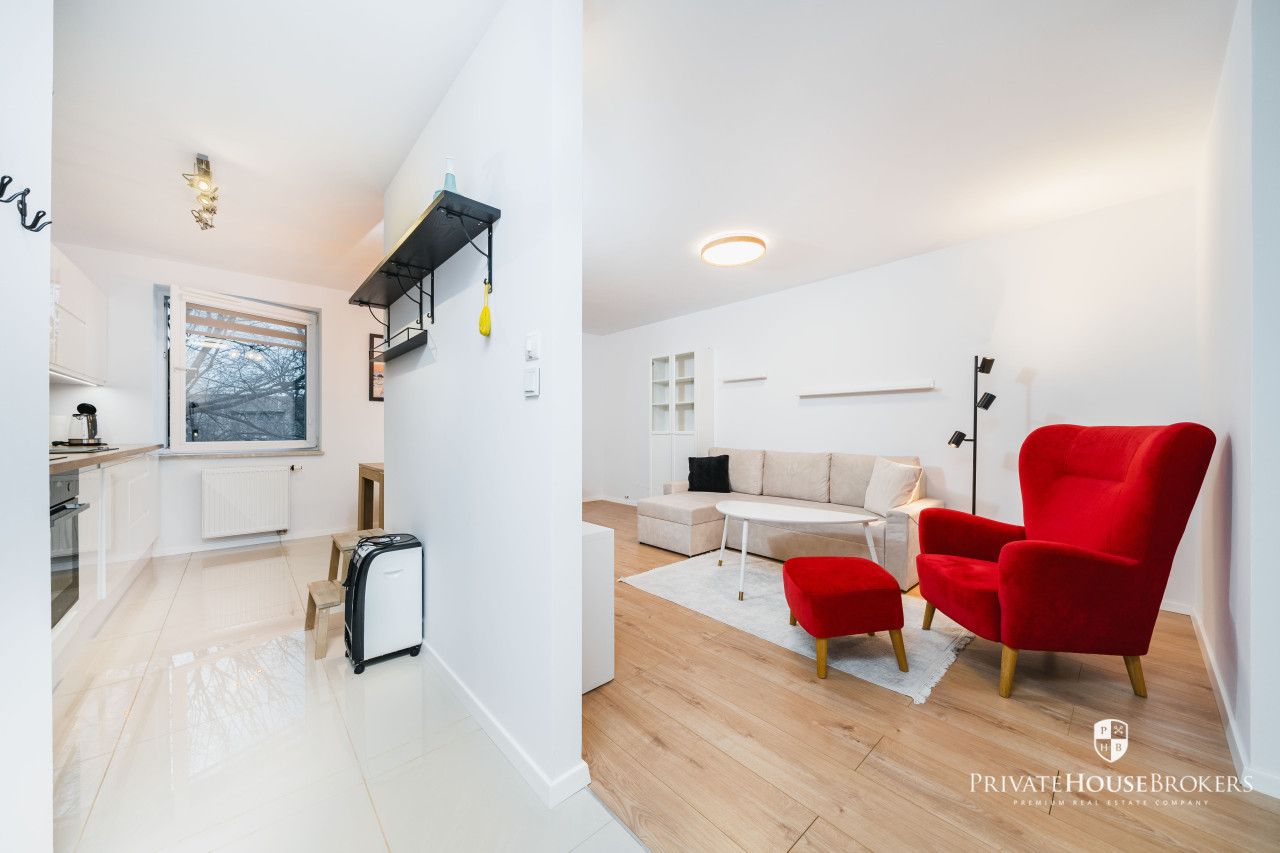 A sunny and spacious apartment located in a green area Czyżyny|parking for residents on the groundfloor - Apartment - Rent - Kraków, Nowa Huta / Czyżyny