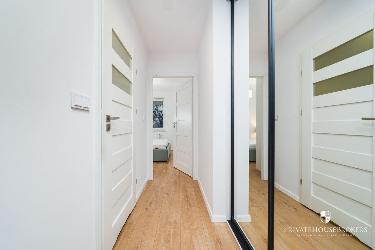 A sunny and spacious apartment located in a green area Czyżyny|parking for residents on the groundfloor - Apartment - Rent - Kraków, Nowa Huta / Czyżyny