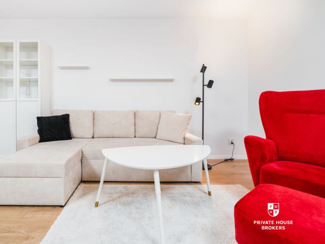 A sunny and spacious apartment located in a green area Czyżyny|parking for residents on the groundfloor - Apartment - Rent - Kraków, Nowa Huta / Czyżyny