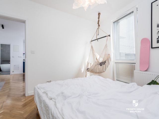 Breathtaking Apartment with a 20 m² Terrace | Top Floor | High Standard – Air Conditioning | Green Surroundings - Apartment - Rent - Kraków, Nowa Huta / Czyżyny