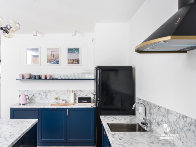 Breathtaking Apartment with a 20 m² Terrace | Top Floor | High Standard – Air Conditioning | Green Surroundings - Apartment - Rent - Kraków, Nowa Huta / Czyżyny