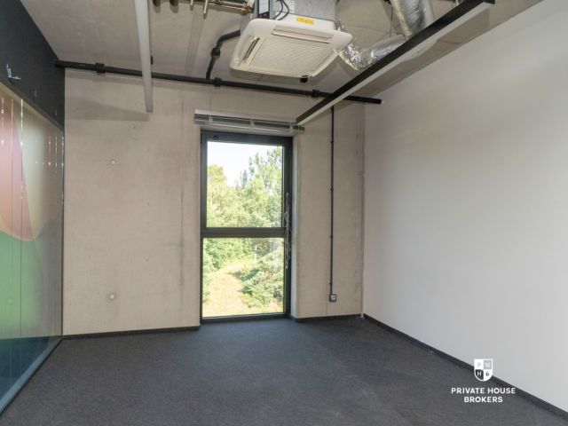 A unique space for your business - an intimate office building at Lubostroń street - Commercial premises - Rent - Kraków, Ruczaj