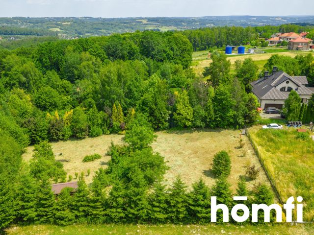 Fenced plot next to the state forest with a cottage - Ділянка - Продаж - Rzeszowski, Chmielnik
