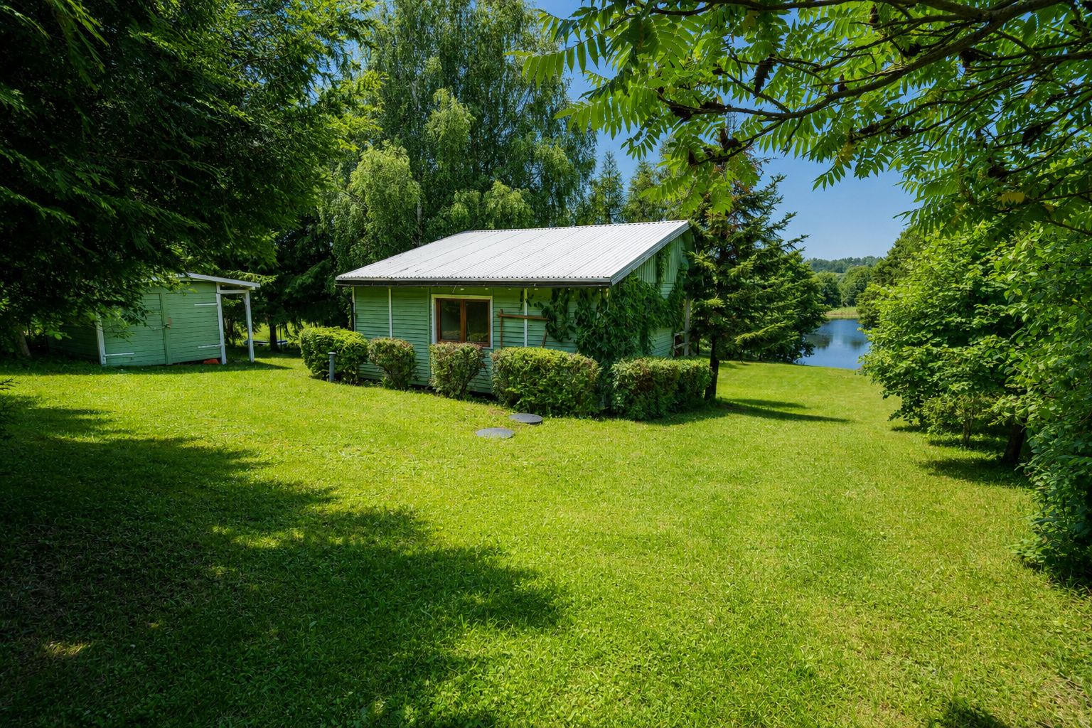 Charming house with a shoreline and a new pier - Дім - Продаж - Olsztyński, Świątki / Brzydowo