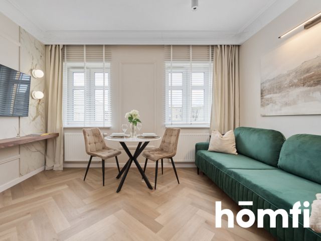 For rent a luxury studio in a renovated historic building with an elevator, in the heart of Wrocław - Квартира - Оренда - Wrocław, Stare Miasto
