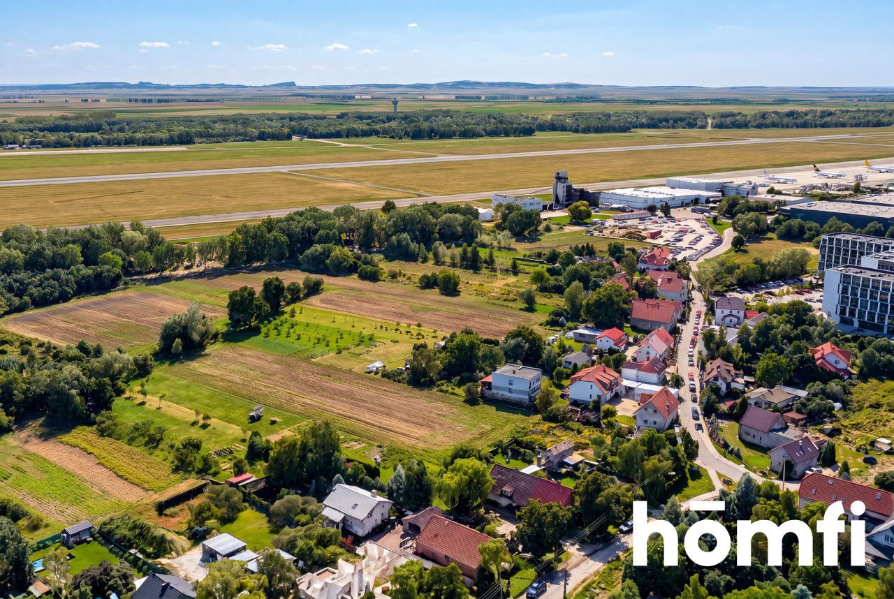 Investment Land | Next to Wrocław Airport - Plot - Sale - Wrocław, Fabryczna / Strachowice
