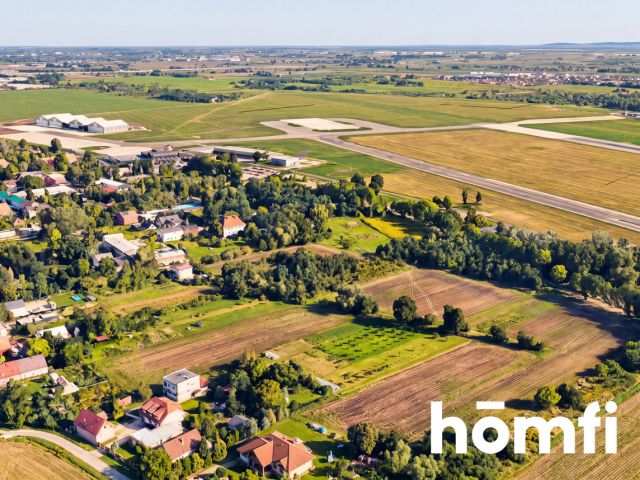 Investment Land | Next to Wrocław Airport - Plot - Sale - Wrocław, Fabryczna / Strachowice