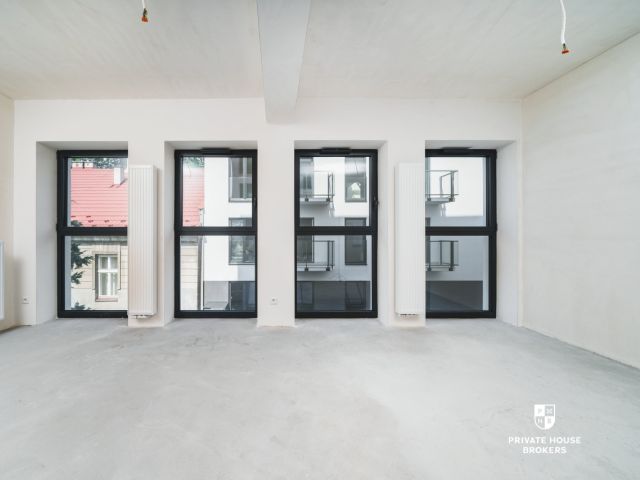 Compact investment commercial space in the heart of Stare Podgórze district - Commercial premises - Sale - Kraków, Podgórze