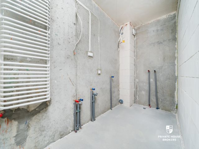 Compact investment commercial space in the heart of Stare Podgórze district - Commercial premises - Sale - Kraków, Podgórze