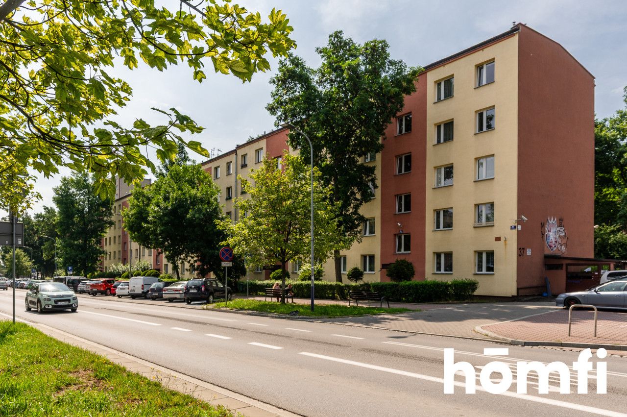 COZY, EASY 2 ROOMS | SEPARATE KITCHEN | JAGIELLOŃSKIE HOUSING ESTATE | FOURTH FLOOR | GREAT INFRASTRUCTURE - Apartment - Sale - Kraków, Nowa Huta / Bieńczyce