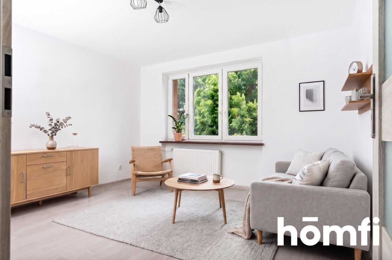 COZY, EASY 2 ROOMS | SEPARATE KITCHEN | JAGIELLOŃSKIE HOUSING ESTATE | FOURTH FLOOR | GREAT INFRASTRUCTURE - Apartment - Sale - Kraków, Nowa Huta / Bieńczyce