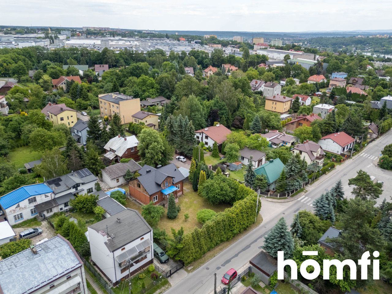 Wooden House, Two Independent Residential Units, 1,300 m² Plot - Дім - Продаж - Starachowicki, Starachowice / Orłowo