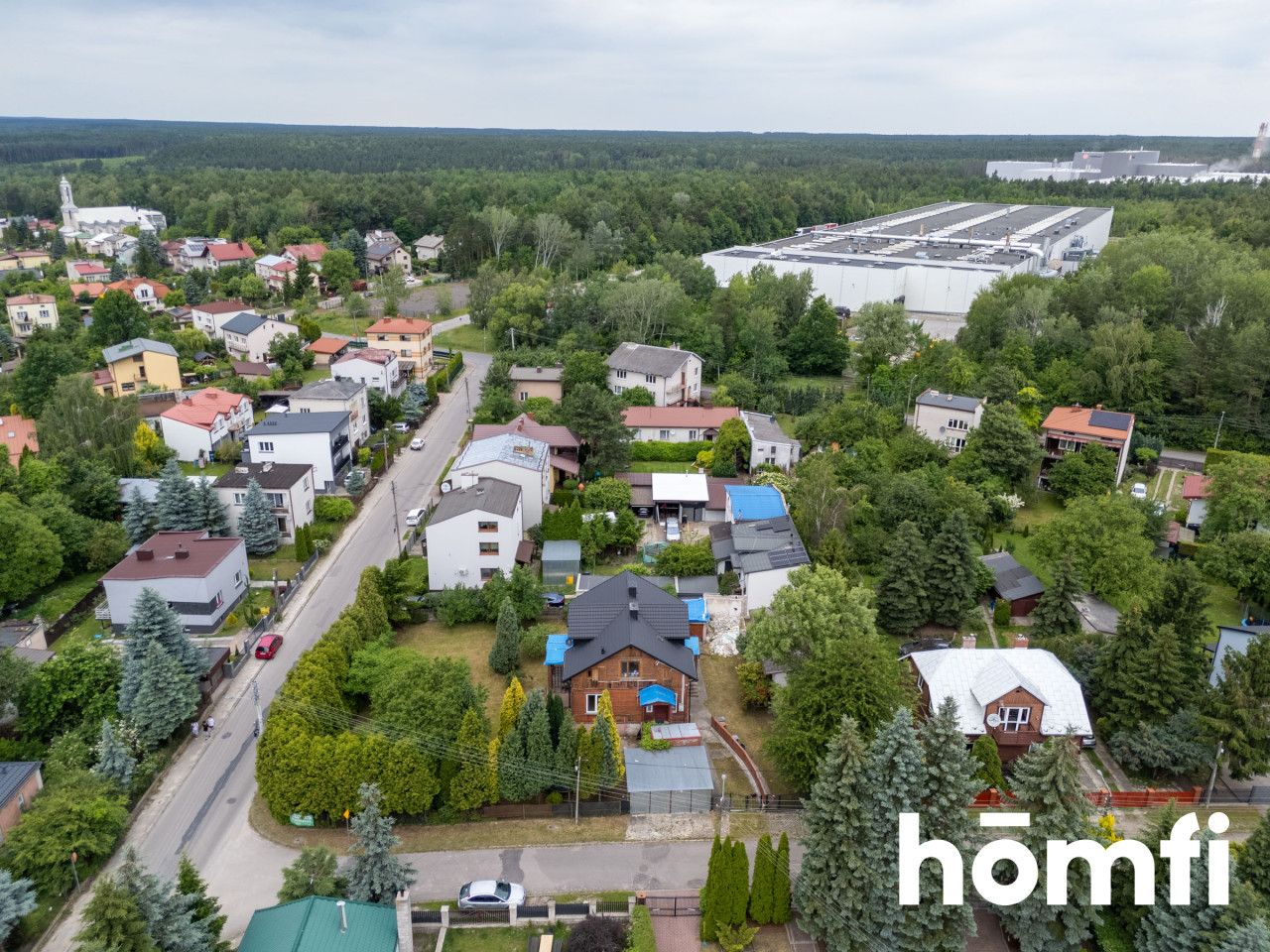 Wooden House, Two Independent Residential Units, 1,300 m² Plot - Дім - Продаж - Starachowicki, Starachowice / Orłowo
