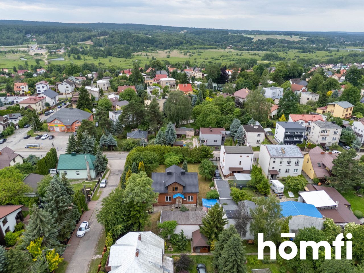 Wooden House, Two Independent Residential Units, 1,300 m² Plot - Дім - Продаж - Starachowicki, Starachowice / Orłowo