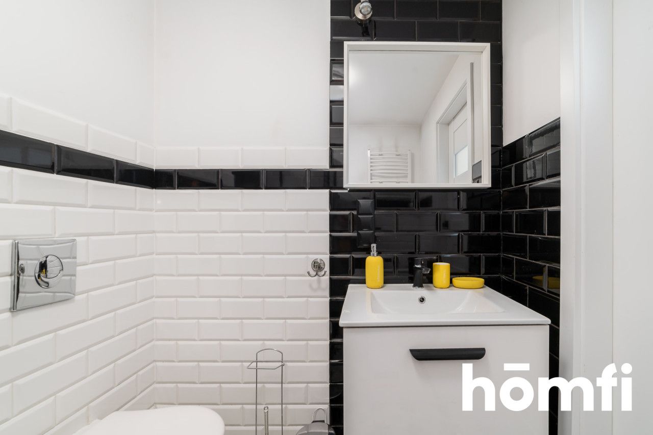 A functional 31 m² studio apartment is available for rent on the 3rd floor of a building on Legionów Street - Квартира - Оренда - Łódź, Polesie