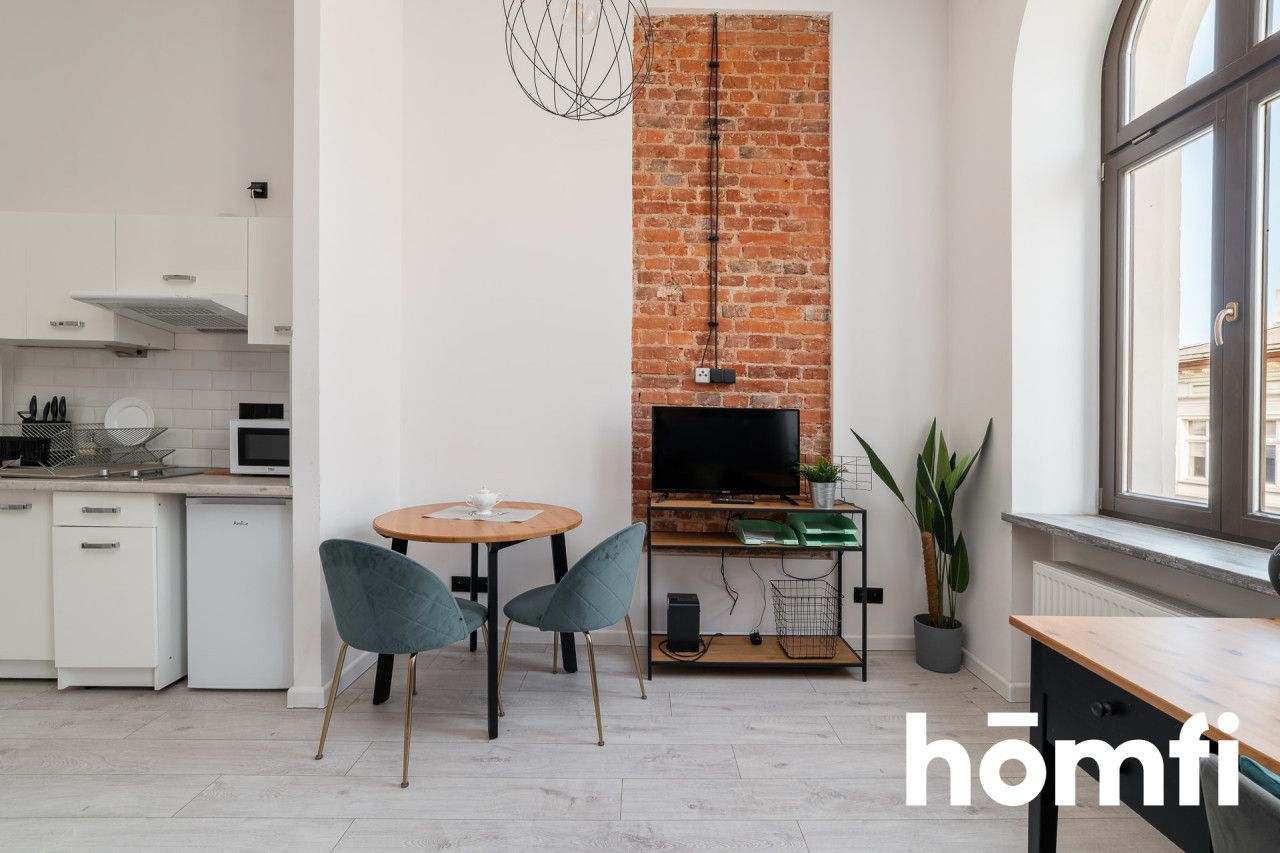 A functional 31 m² studio apartment is available for rent on the 3rd floor of a building on Legionów Street - Квартира - Оренда - Łódź, Polesie