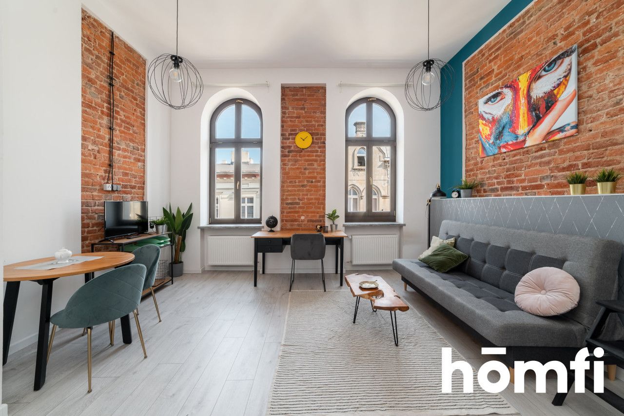 A functional 31 m² studio apartment is available for rent on the 3rd floor of a building on Legionów Street - Квартира - Оренда - Łódź, Polesie
