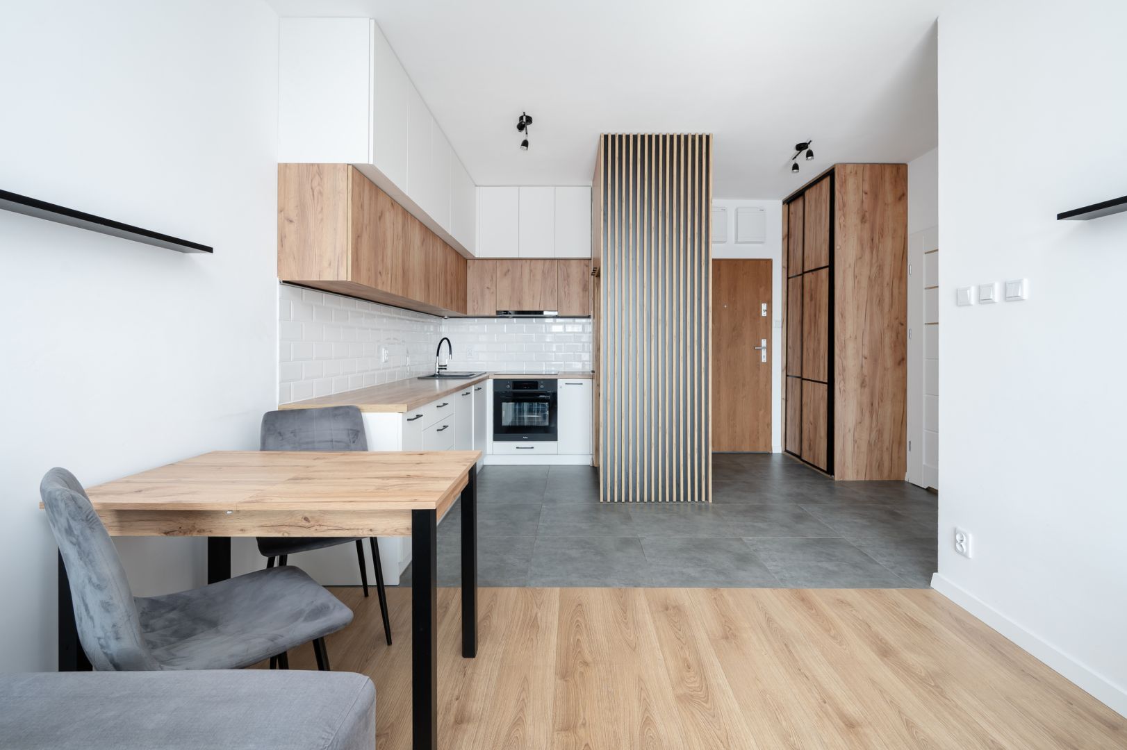Modern 2-room apartment with air conditioning and balcony | ul. Pogonowskiego 4 - Apartment - Rent - Łódź, Polesie