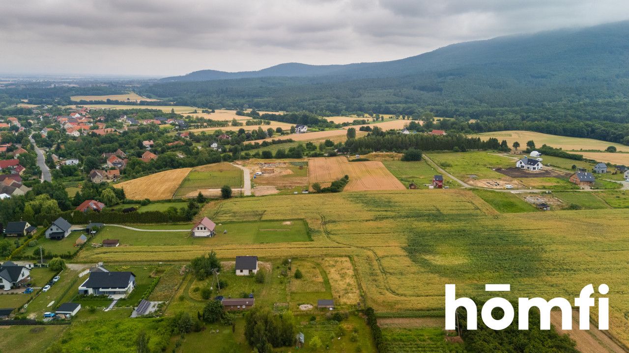 Sunny 1,700 m² plot with a view of Mount Ślęża - Plot - Sale - Świdnicki, Marcinowice / Biała