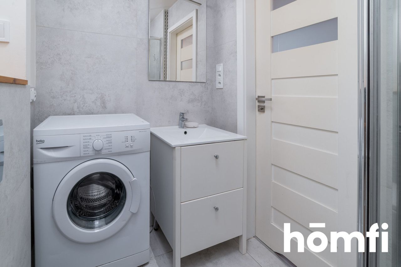 A functional 33.5 m² studio apartment for sale, located in a well-connected part of Łódź. - Apartment - Sale - Łódź, Polesie