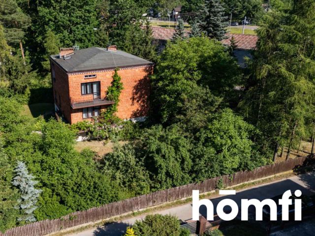 HOUSE WITH POTENTIAL LARGE PLOT - Дім - Продаж - Radomski, Jedlnia-Letnisko