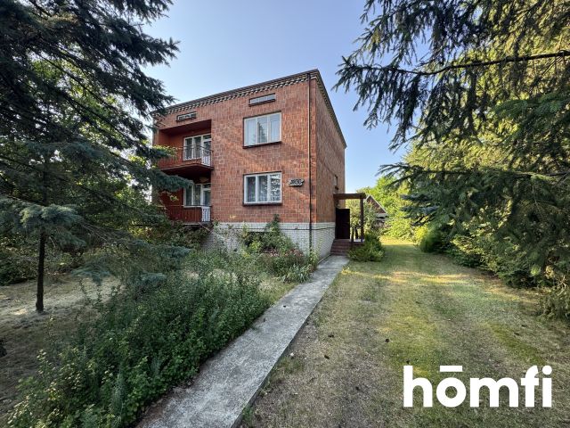 HOUSE WITH POTENTIAL LARGE PLOT - Дім - Продаж - Radomski, Jedlnia-Letnisko