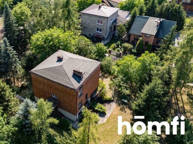 HOUSE WITH POTENTIAL LARGE PLOT - Дім - Продаж - Radomski, Jedlnia-Letnisko