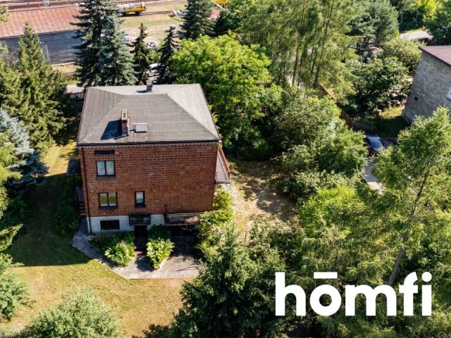 HOUSE WITH POTENTIAL LARGE PLOT - Дім - Продаж - Radomski, Jedlnia-Letnisko