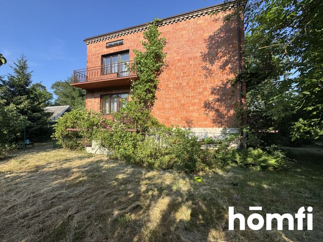 HOUSE WITH POTENTIAL LARGE PLOT - Дім - Продаж - Radomski, Jedlnia-Letnisko