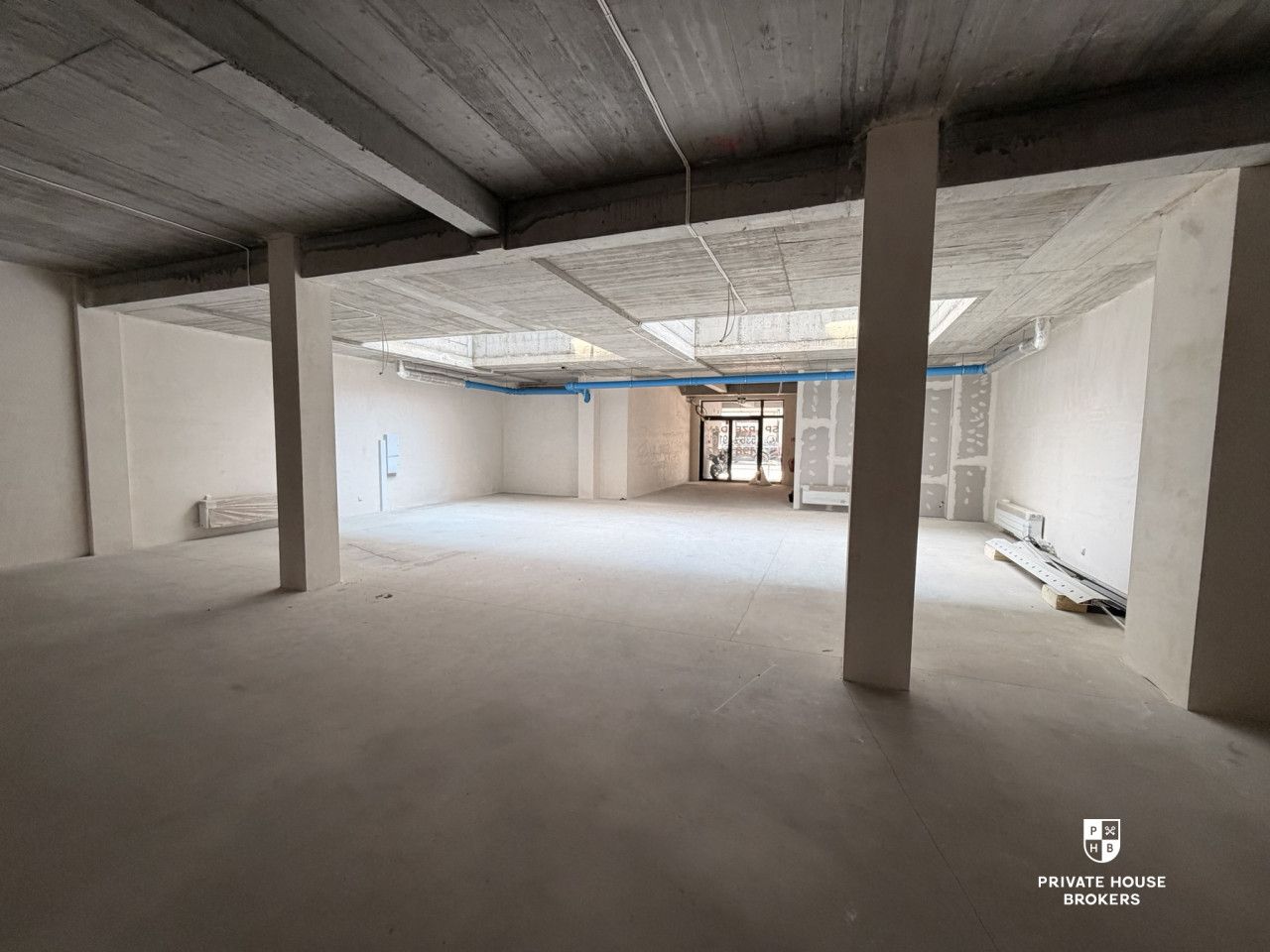 Spacious business premiss for sale in the heart of the Stare Podgórze district - Commercial premises - Sale - Kraków, Podgórze