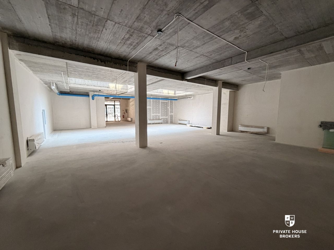 Spacious business premiss for sale in the heart of the Stare Podgórze district - Commercial premises - Sale - Kraków, Podgórze