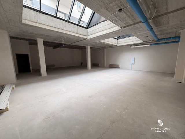 Spacious business premiss for sale in the heart of the Stare Podgórze district - Commercial premises - Sale - Kraków, Podgórze