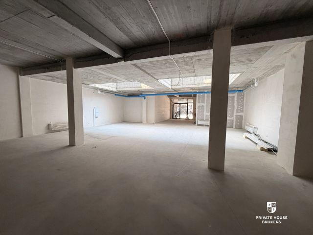 Spacious business premiss for sale in the heart of the Stare Podgórze district - Commercial premises - Sale - Kraków, Podgórze
