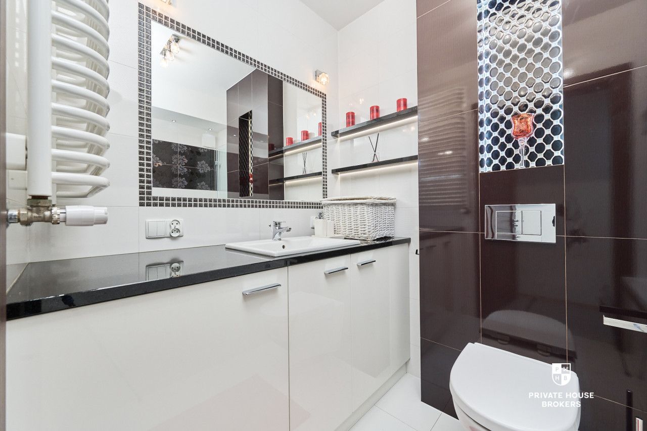 BEAUTIFUL 3 ROOM WITH GARAGE AND BALCONY - Apartment - Rent - Wrocław, Krzyki / Tarnogaj