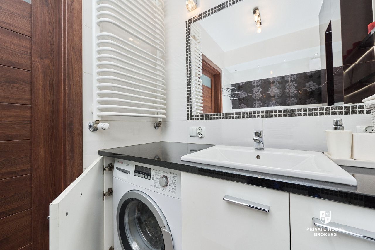 BEAUTIFUL 3 ROOM WITH GARAGE AND BALCONY - Apartment - Rent - Wrocław, Krzyki / Tarnogaj