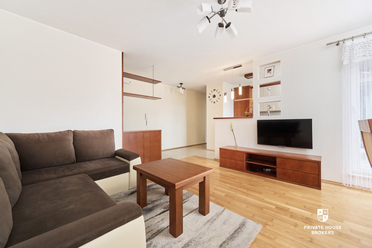BEAUTIFUL 3 ROOM WITH GARAGE AND BALCONY - Apartment - Rent - Wrocław, Krzyki / Tarnogaj