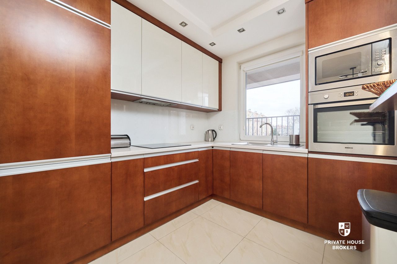 BEAUTIFUL 3 ROOM WITH GARAGE AND BALCONY - Apartment - Rent - Wrocław, Krzyki / Tarnogaj
