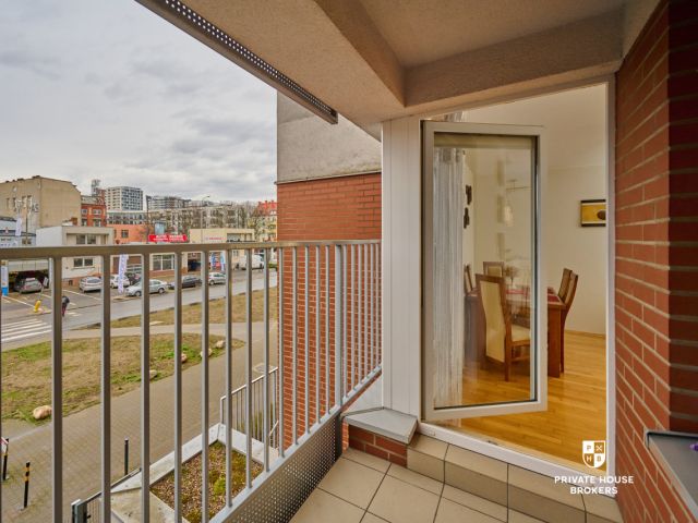 BEAUTIFUL 3 ROOM WITH GARAGE AND BALCONY - Apartment - Rent - Wrocław, Krzyki / Tarnogaj