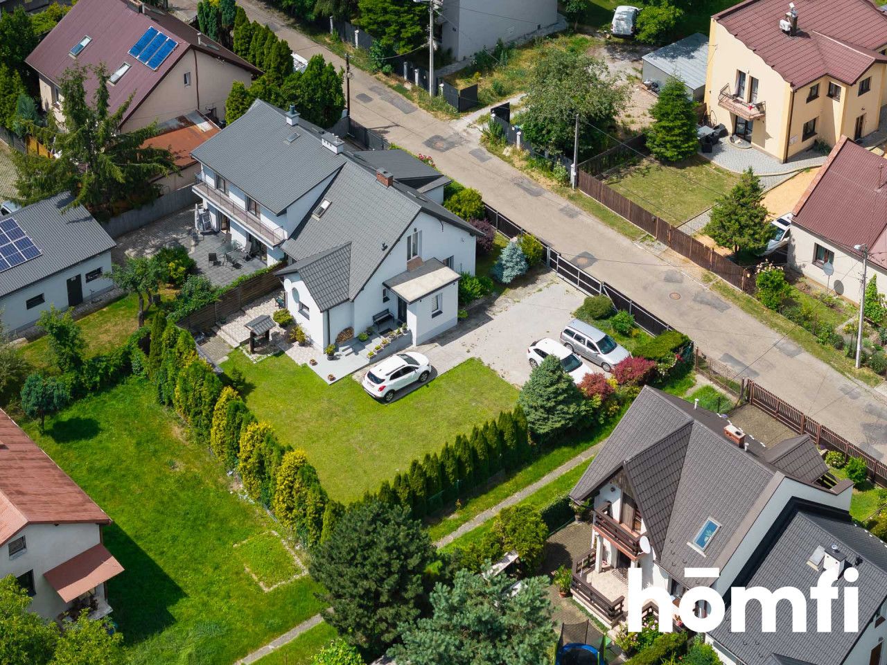 Functional House with Spacious Garden & Private Well - House - Sale - Wielicki, Wieliczka