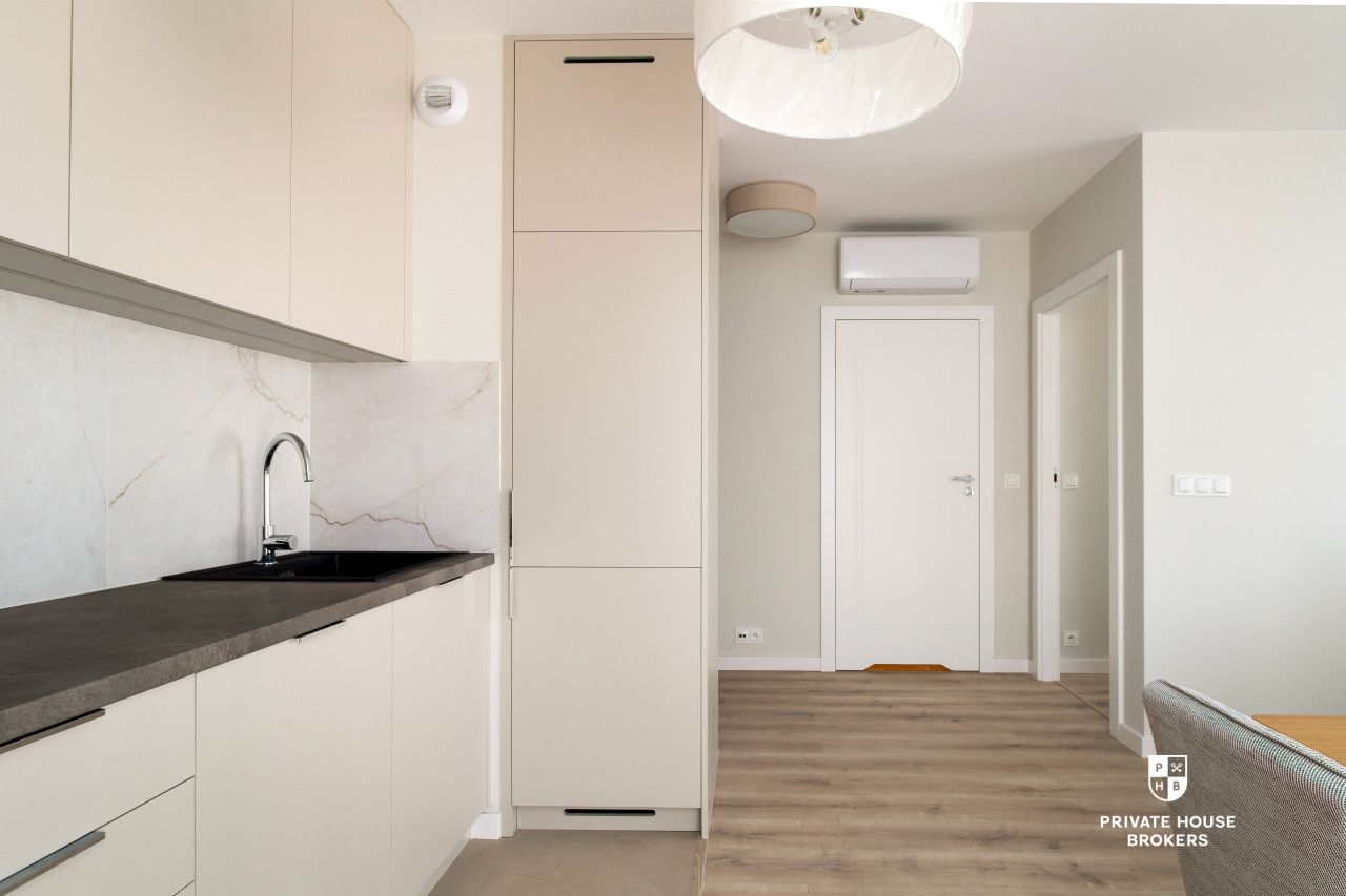Be the 1st Tenant! Brand New 45m² Apt with AC, Balcony & Storage Unit | Tram 2 Min - Apartment - Rent - Kraków, Krowodrza / Górka Narodowa