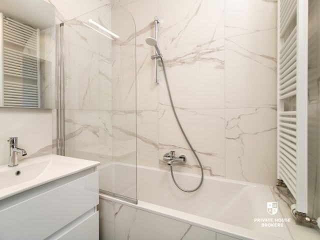 Be the 1st Tenant! Brand New 45m² Apt with AC, Balcony & Storage Unit | Tram 2 Min - Apartment - Rent - Kraków, Krowodrza / Górka Narodowa
