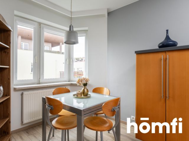 Sunny studio with a garage - Квартира - Оренда - Warszawa, Ochota / Szczęśliwice