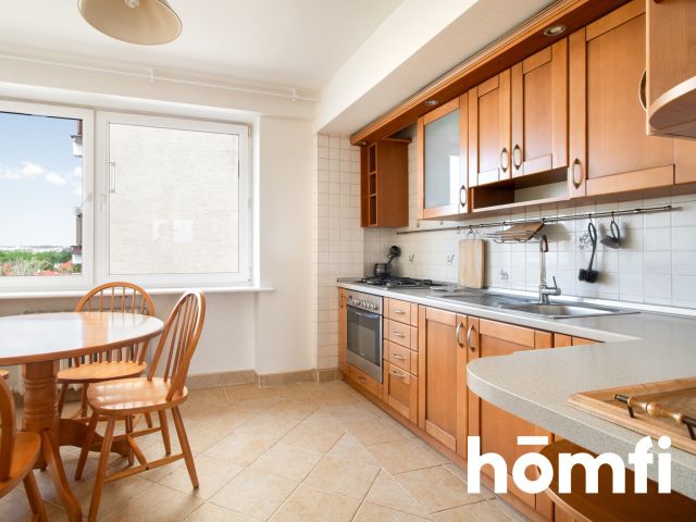 Spacious 4-Room Apartment | Oficerskie Estate | Balcony | Parking - Квартира - Оренда - Kraków, Śródmieście / Olsza