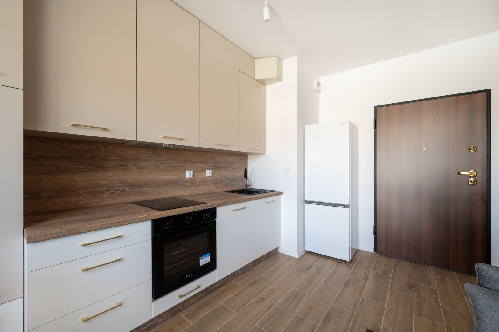 SPACIOUS STUDIO WITH TERRACE NEAR THE CITY CENTER - Apartment - Rent - Łódź, Widzew