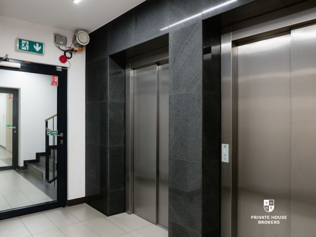 Studio z balkonem i klimatyzacją na Tarnogaju - Mieszkanie - Wynajem - Wrocław, Krzyki / Tarnogaj