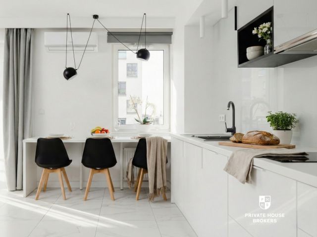 Studio z balkonem i klimatyzacją na Tarnogaju - Mieszkanie - Wynajem - Wrocław, Krzyki / Tarnogaj