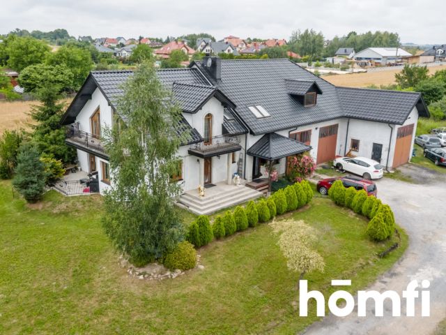 HOUSE WITH WORKSHOP AND OFFICE SPACE | 17 KM FROM KIELCE - Дім - Продаж - Kielecki, Strawczyn / Promnik