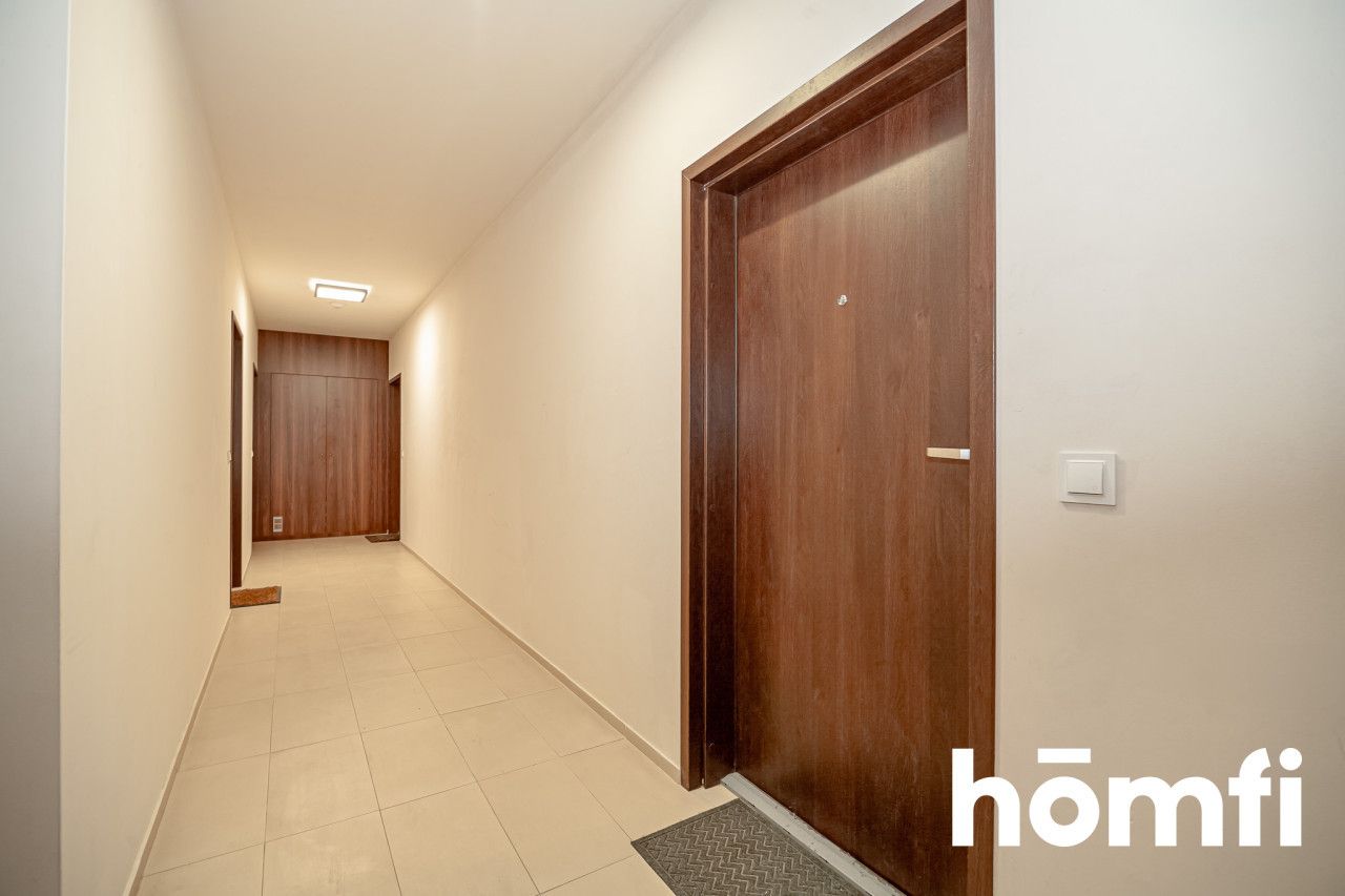 Living room with a kitchenette, air conditioning, and a bedroom – Piaseczno - Квартира - Оренда - Piaseczyński, Piaseczno
