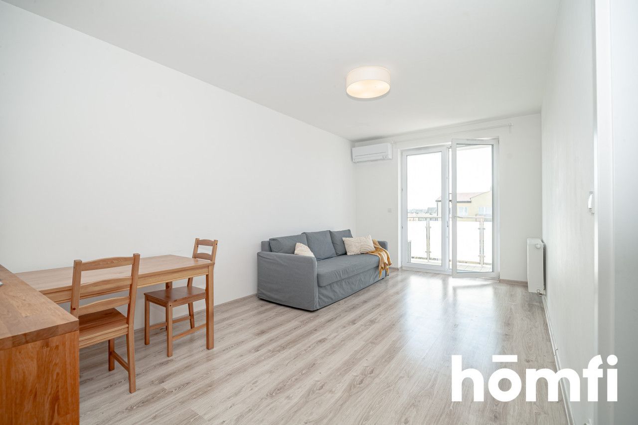 Living room with a kitchenette, air conditioning, and a bedroom – Piaseczno - Квартира - Оренда - Piaseczyński, Piaseczno