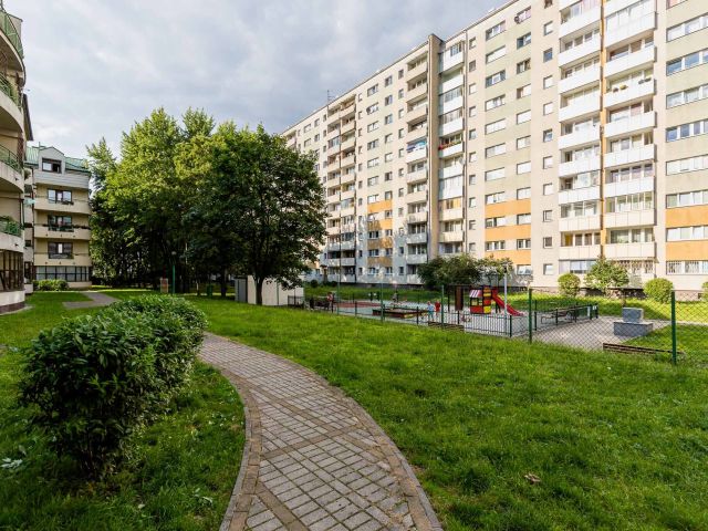 Cozy apartment near the Grójecka Metro Station - Apartment - Rent - Warszawa, Wola
